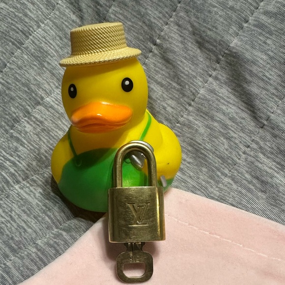 Louis Vuitton Authentic Lock and Key #318 - Picture 1 of 5